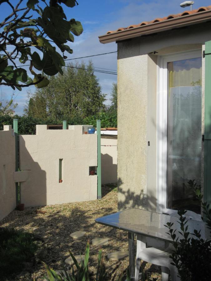 Maranatha Bed & Breakfast Les Gonds Bagian luar foto