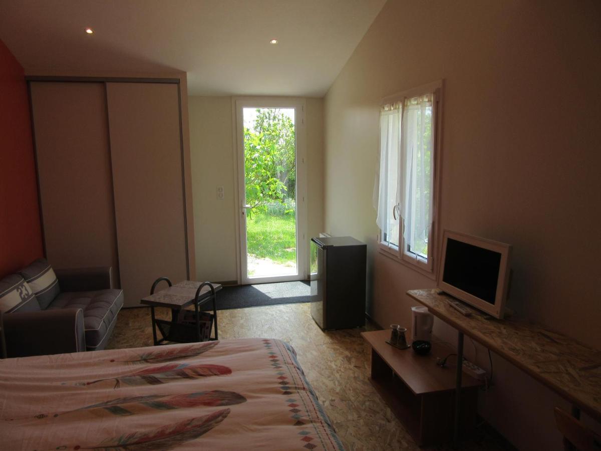 Maranatha Bed & Breakfast Les Gonds Bagian luar foto
